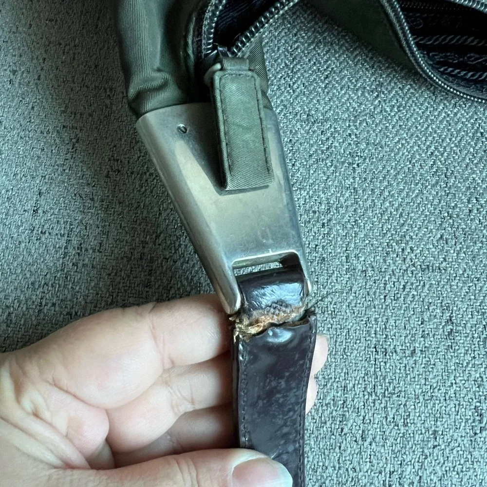 Prada tessuto nylon shoulder bag Authentic Vintage 90’s - Picture 9 of 11